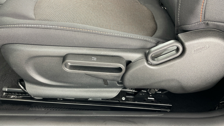 MINI Hatchback 1.5 Cooper Classic 3dr Auto Petrol Hatchback